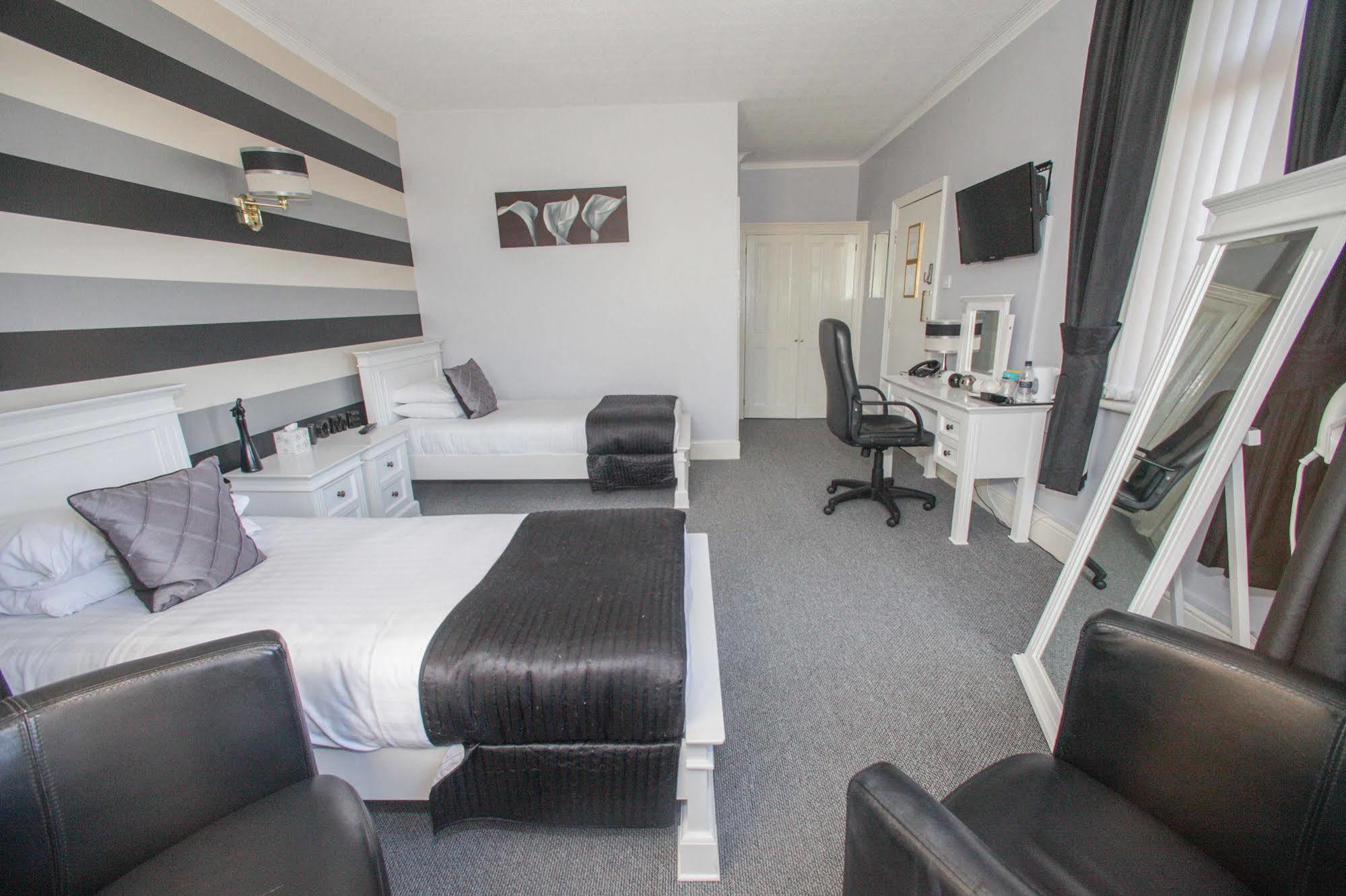 Tower House Executive Guest House Pontefract Zewnętrze zdjęcie