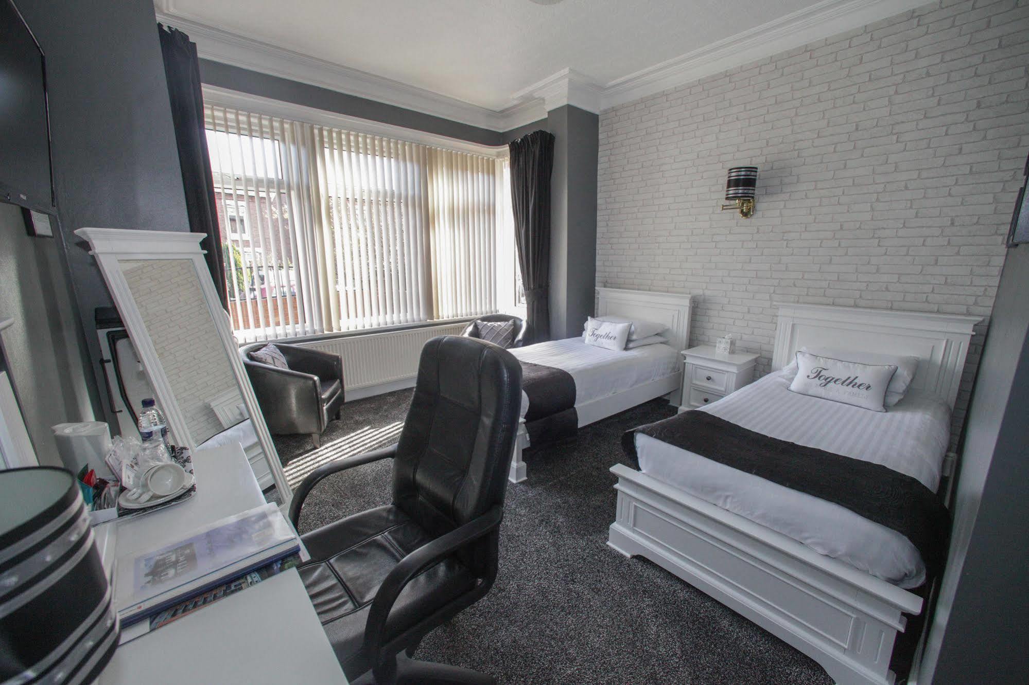 Tower House Executive Guest House Pontefract Zewnętrze zdjęcie