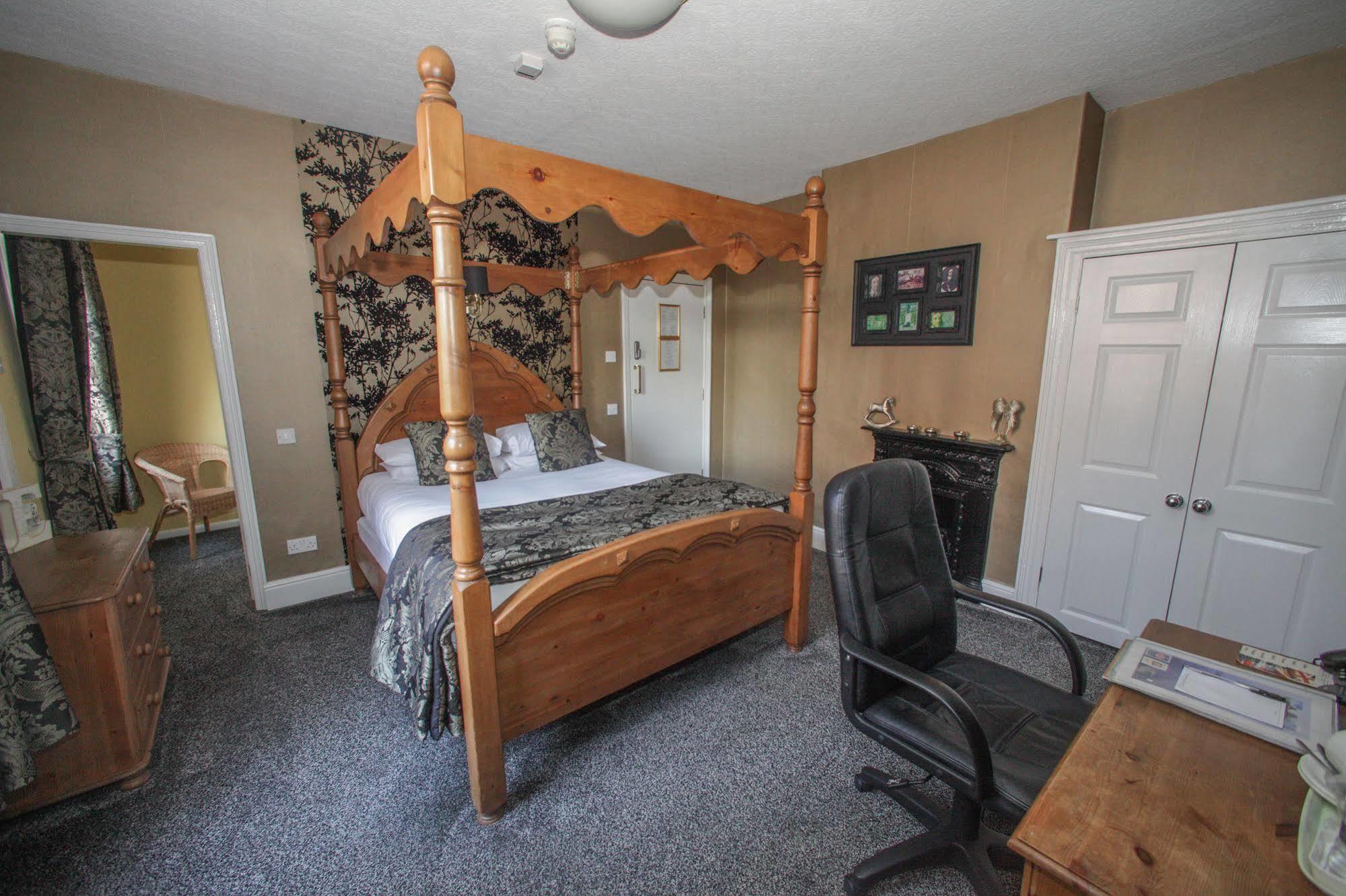 Tower House Executive Guest House Pontefract Zewnętrze zdjęcie